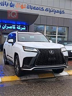 لێکزس LX
